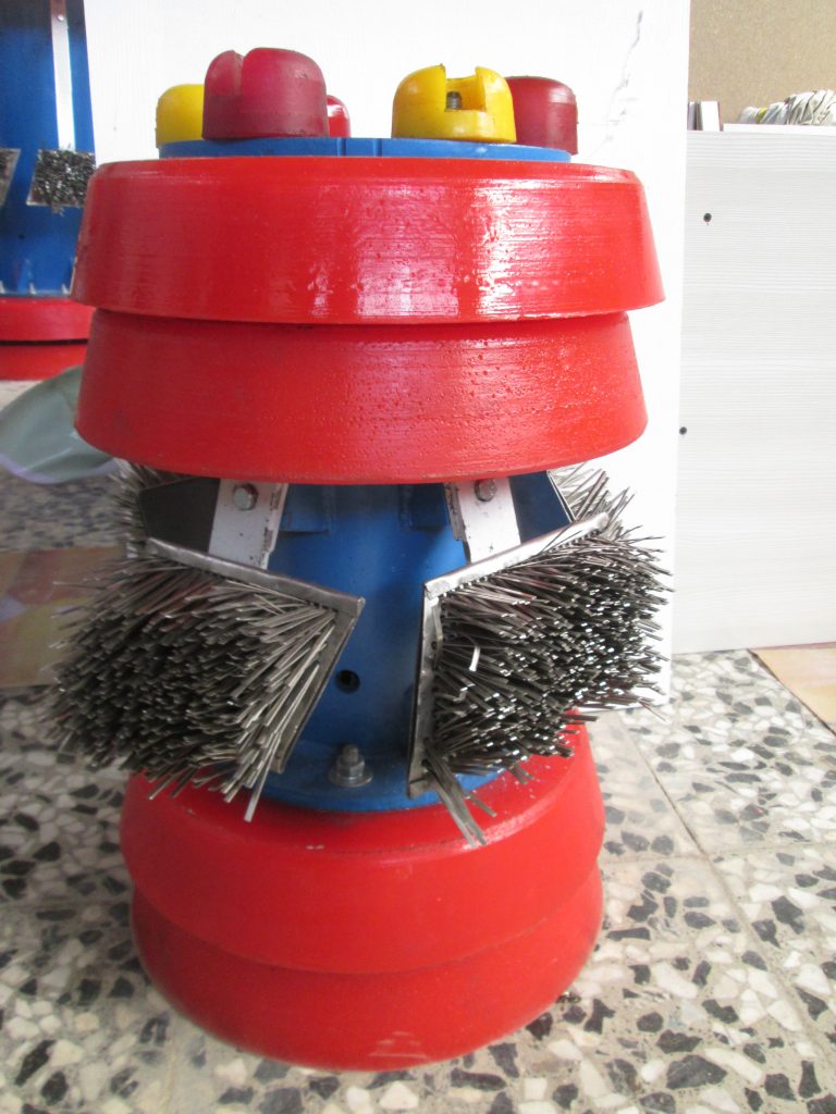 Cleaning Pig 16 Polytechs Company